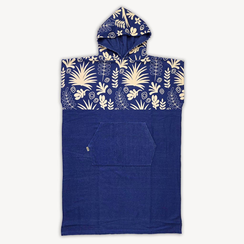 Poncho Blue Leaves